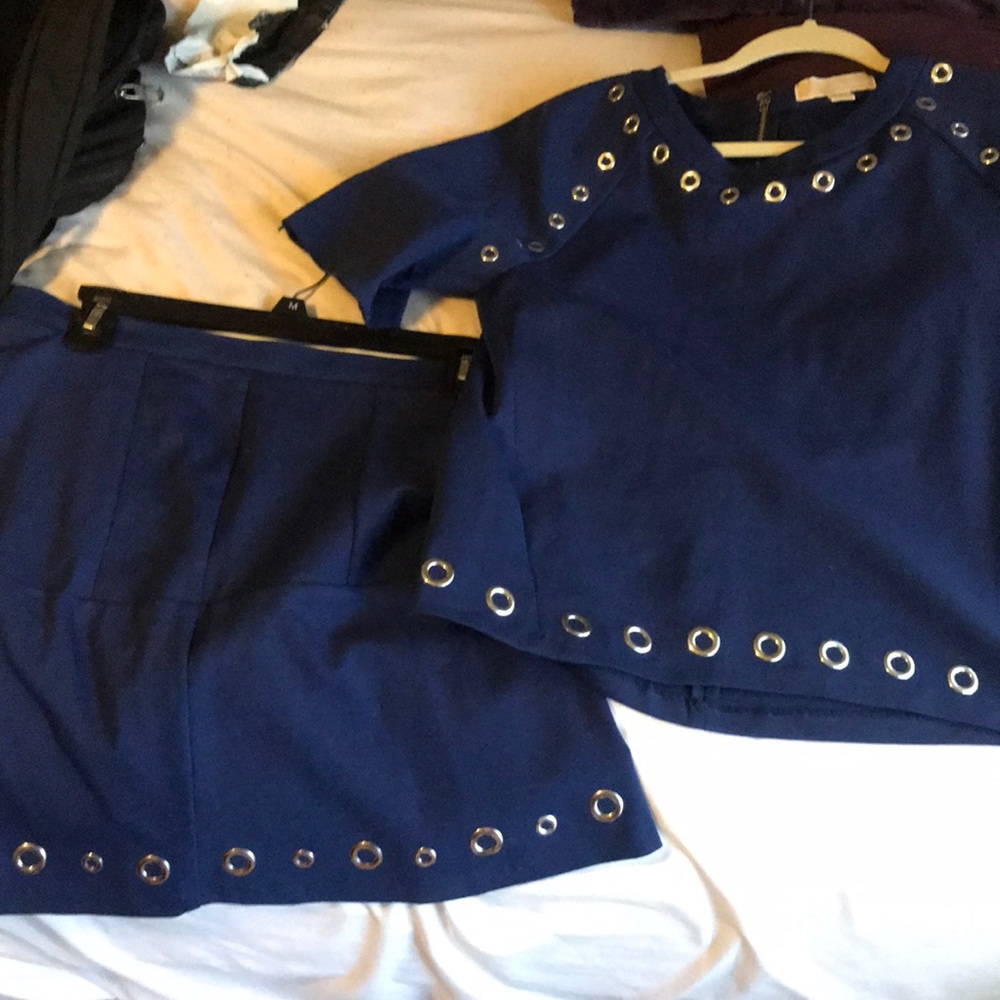 2 piece set